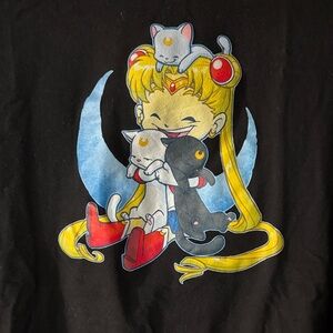Anime: Sailor Moon Cat Graphic T-Shirt - Black